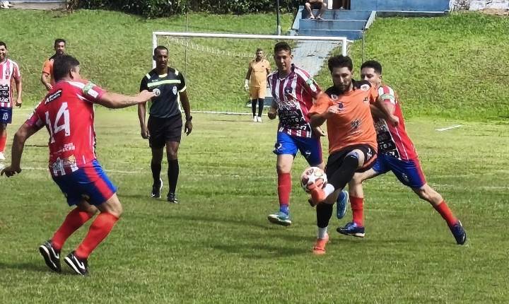 24ª Copa da Amizade de Futebol Suíço prossegue com sete jogos neste sábado à tarde
