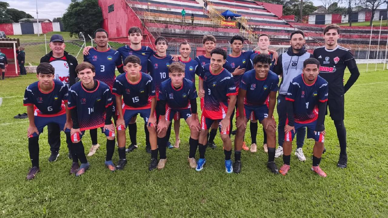Apucarana estreia com vitórias na fase regional do Paraná Bom de Bola