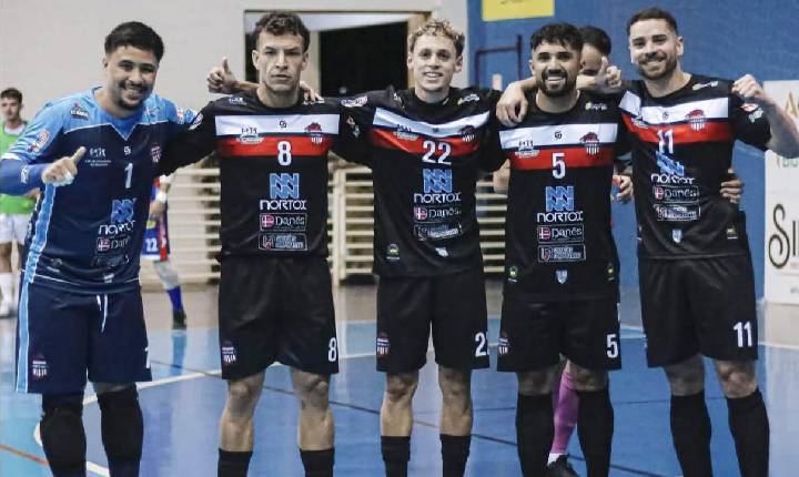 Apucarana Futsal derrota ABL e nesta terça duela com o Prudentópolis