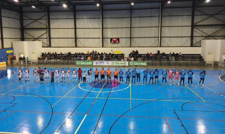 Apucarana Futsal derrota o Medianeira no Complexo “Estação Cidadania”