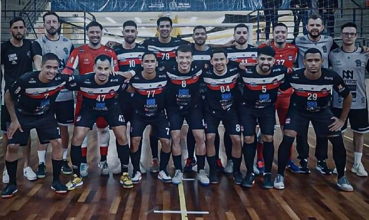 Apucarana Futsal vence o São Joseense na Série Prata