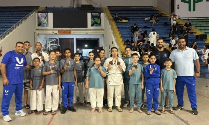 Apucaranenses conquistam medalhas no Campeonato Paranaense de Karatê