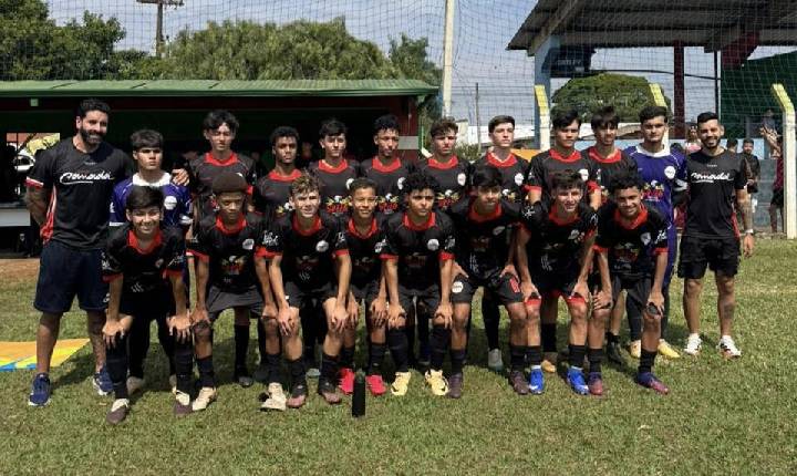 Colégio Canadá é campeão da fase regional dos JEP´s Bom de Bola