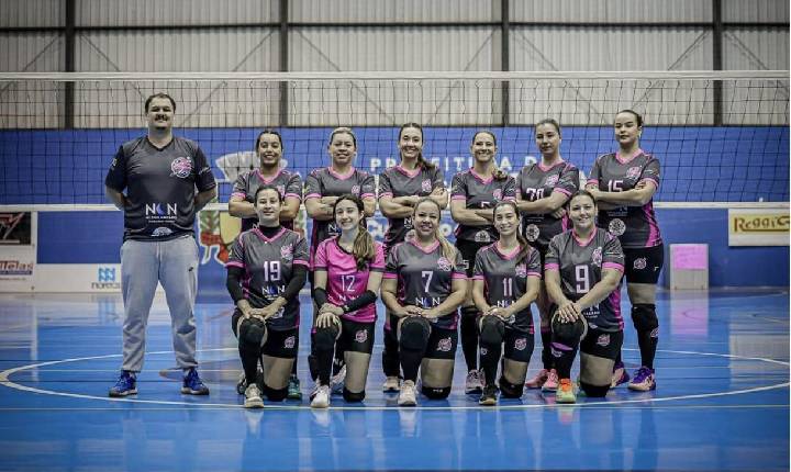 Equipe do Vênus é campeã do Quadrangular de Voleibol Feminino dos Jumas