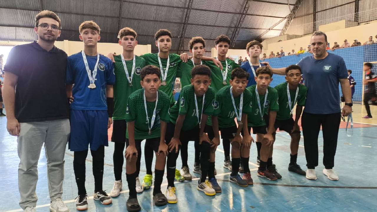 Futsal do Colégio Alberto Santos Dumont é vice-campeão na fase regional dos JEP´s