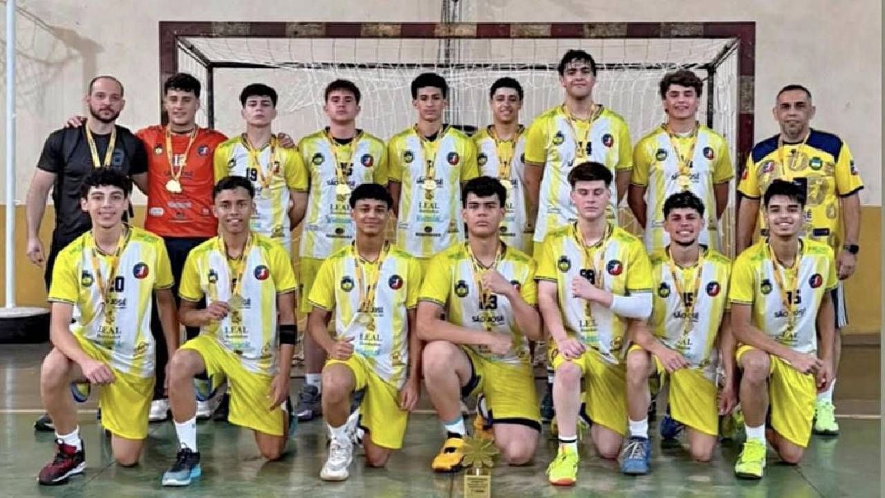 Handebol de Apucarana é campeão na macrorregional dos Jogos da Juventude do Paraná