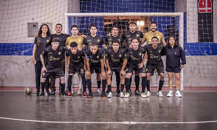 Ipicks e LR Bonés lideram a Liga 28 de Futsal em Apucarana