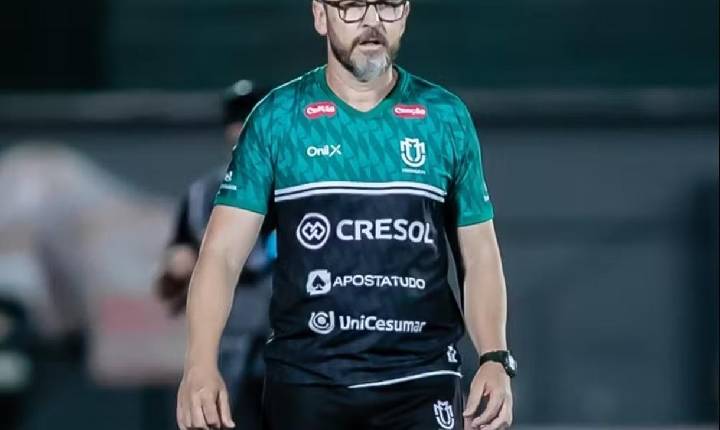 Maringá FC confirma a saída do técnico Moisés Egert