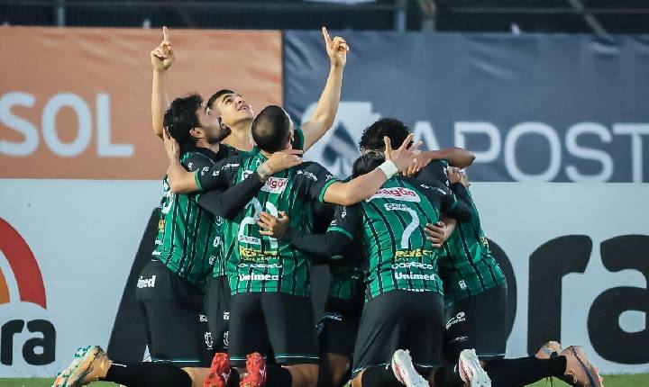 Maringá FC vence o Botafogo – PB por 2 a 0 e chega a seis pontos no quadrangular final