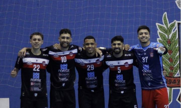 Motivado, Apucarana Futsal duela com o Palotina no Oeste do Estado