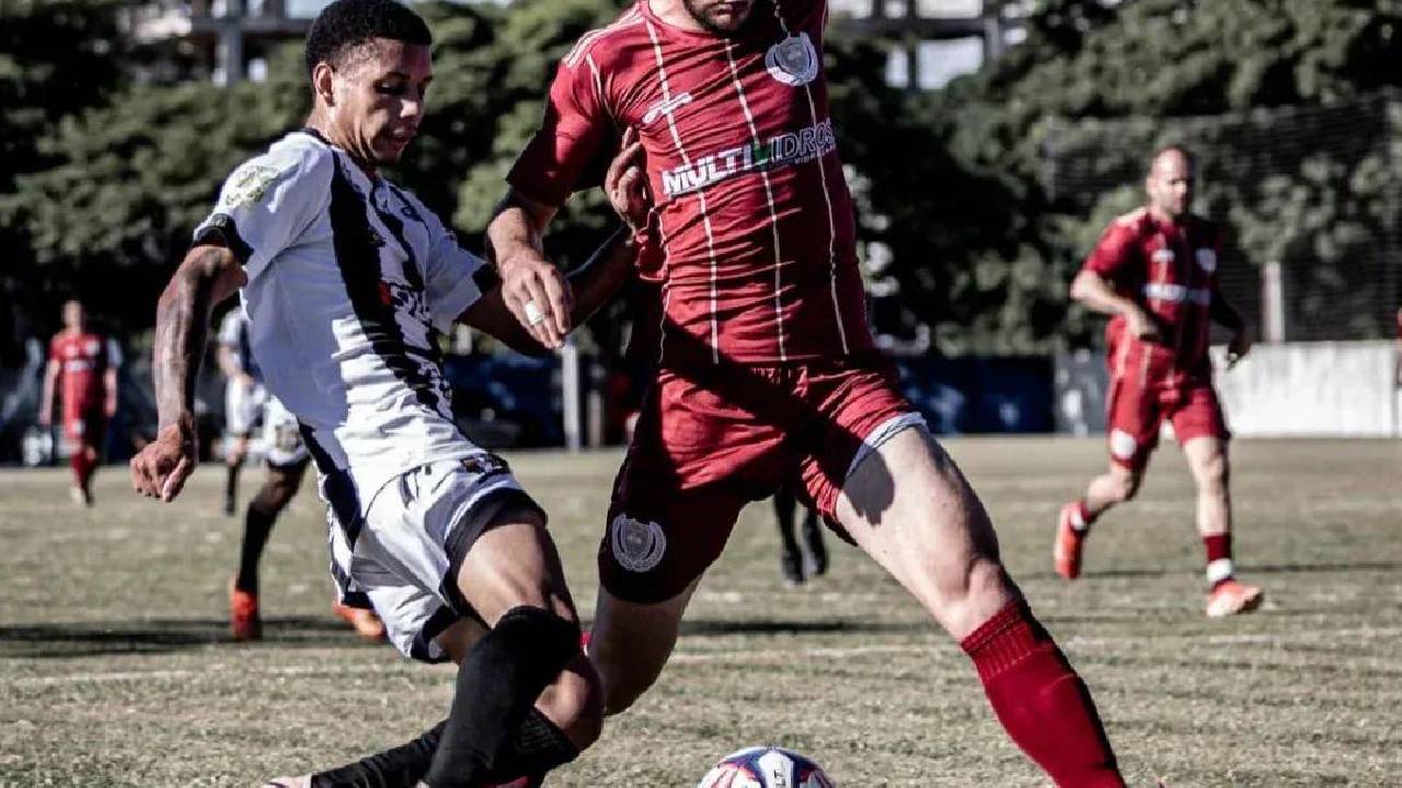 Pinheirão/Multividros enfrenta o Paiçandu nesta quarta-feira à noite