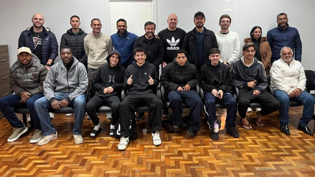 Quatro partidas abrem o Supercampeonato de Futsal de Apucarana
