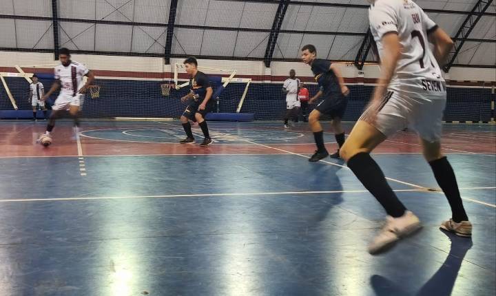 Supercampeonato de Futsal de Apucarana tem a semifinal nesta quarta-feira