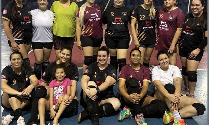Time do Jumas realiza Quadrangular de Voleibol Feminino no “Estação Cidadania”