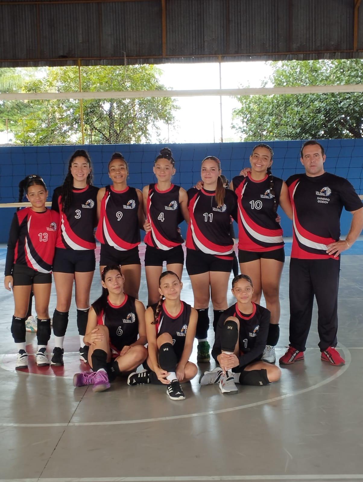 Vôlei feminino do Colégio Três Reis se destaca nos JEP`s