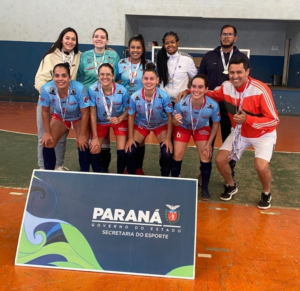 Futsal feminino de Apucarana é vice-campeão nos JAP´s