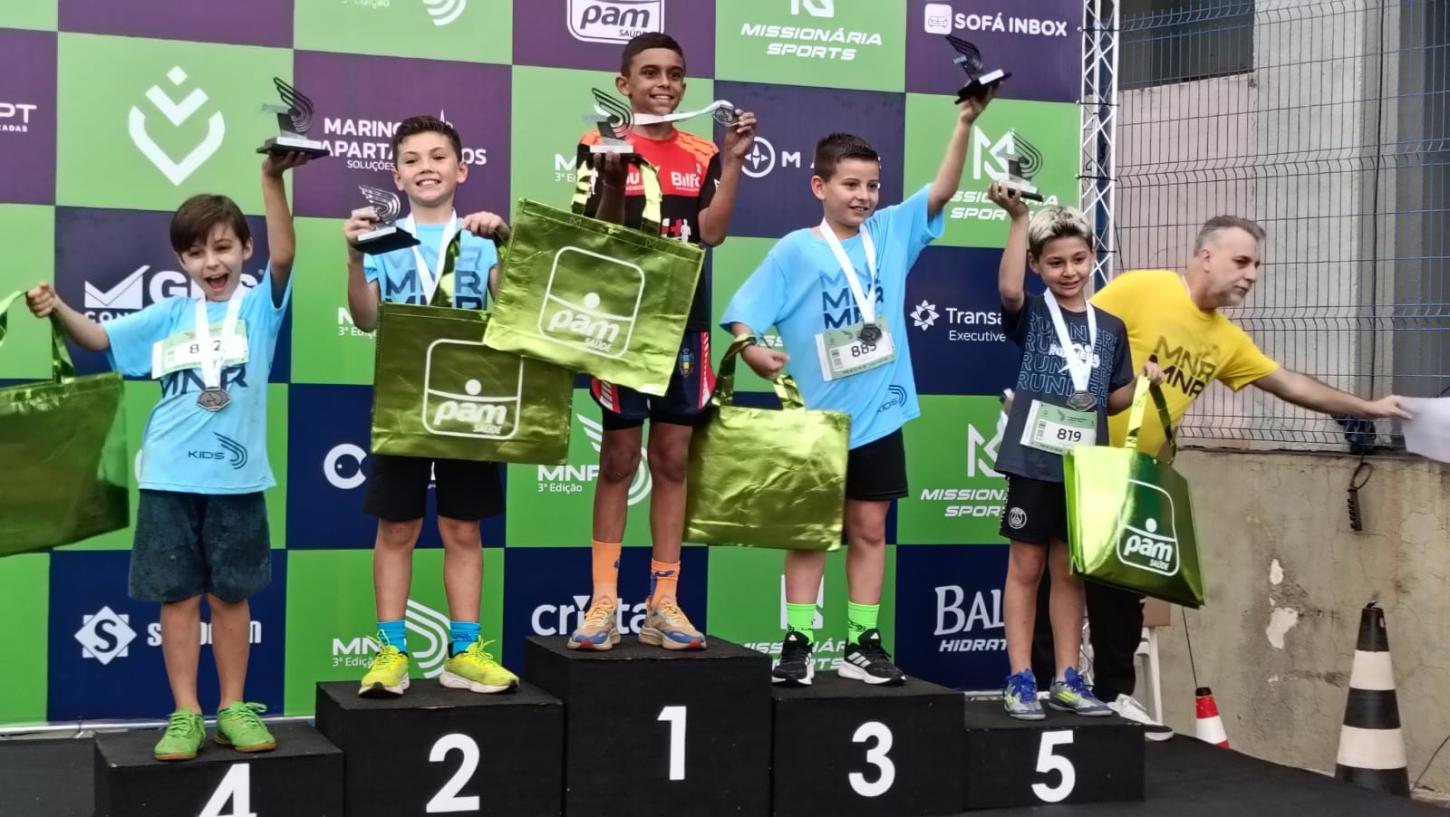 Garotos de Apucarana se destacam na Corrida Missionária