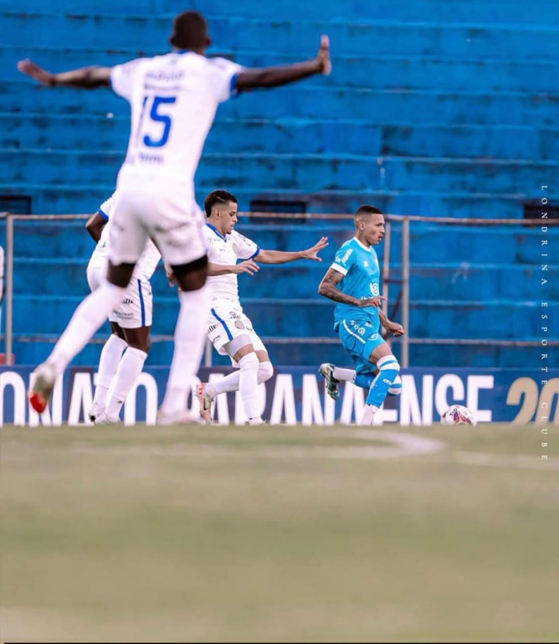 Campeonato Paranaense tem rodada decisiva neste sábado