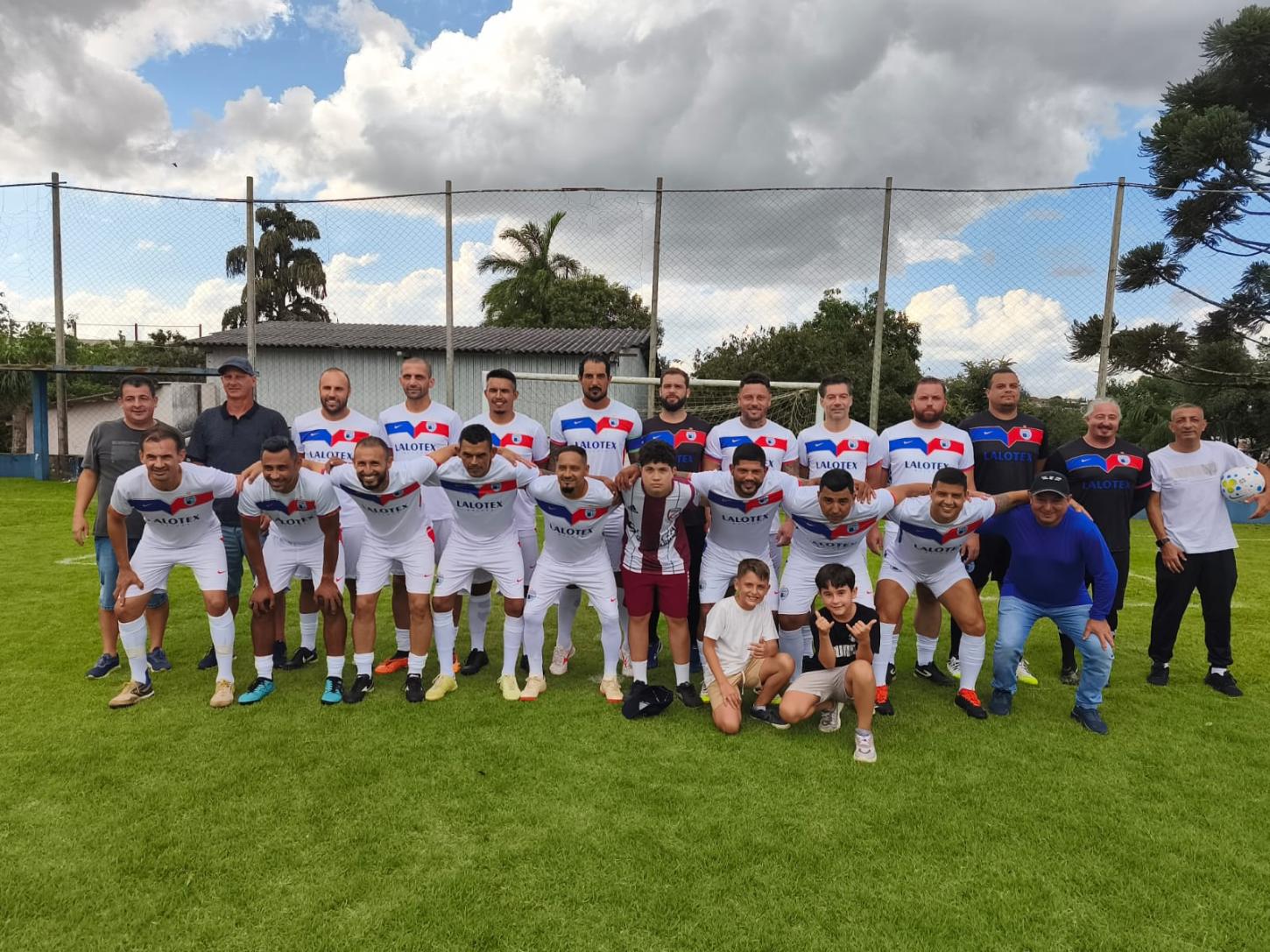 Garcia Contabilidade tenta o quarto título no futebol suíço em Apucarana