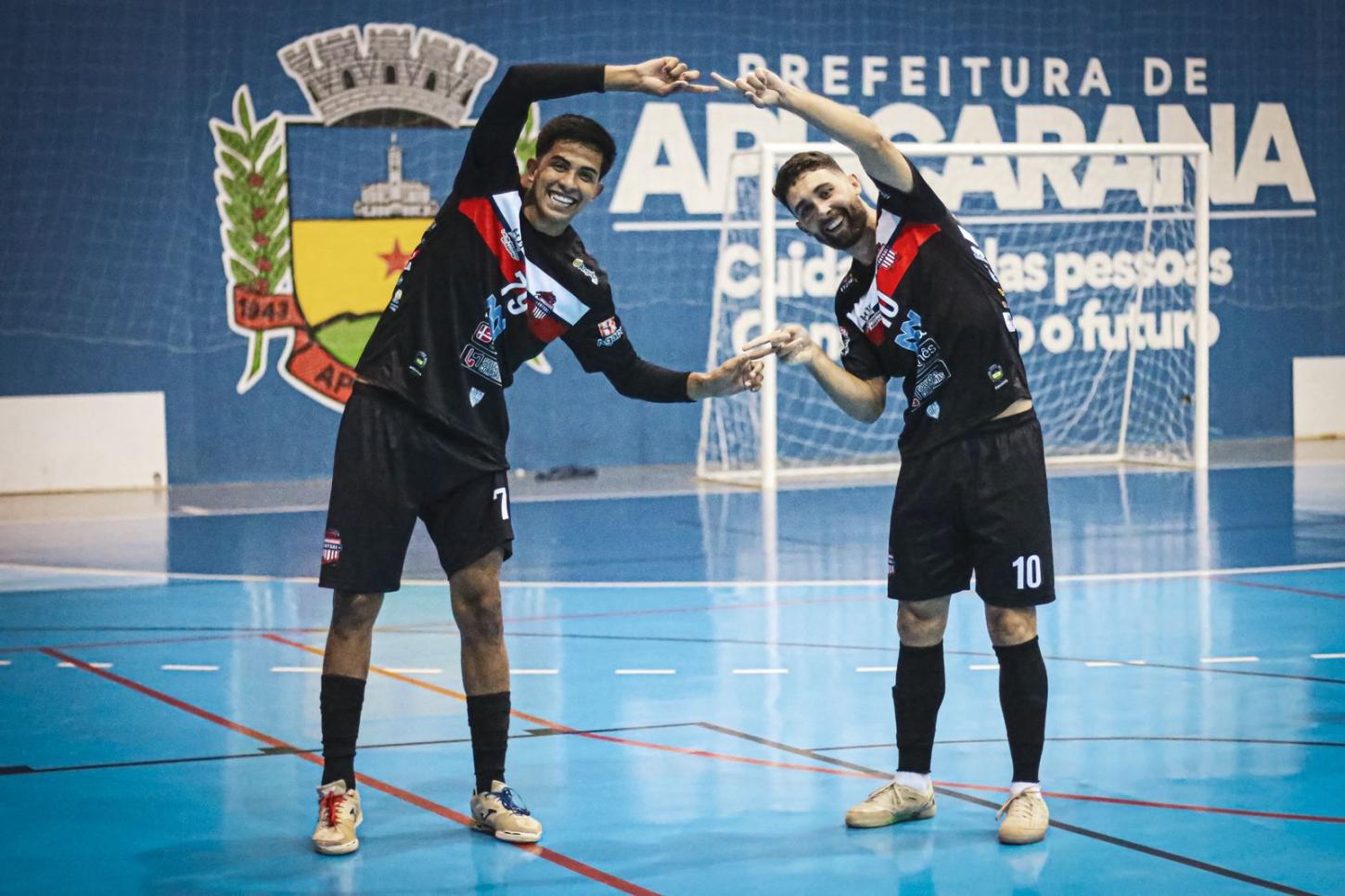 Apucarana Futsal goleia o Palotina no Paranaense da Série Prata
