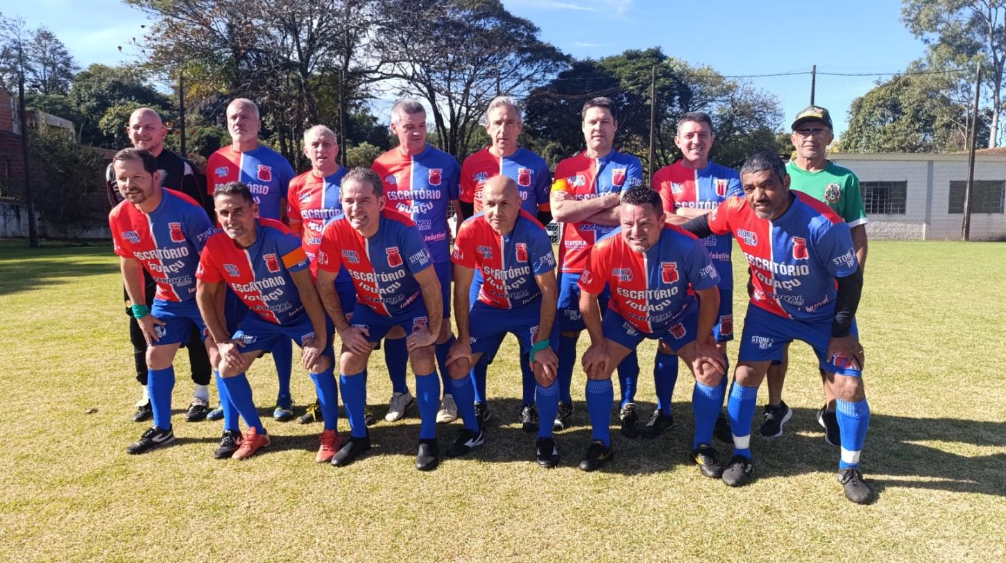 Escritório Iguaçu e Clube dos Médicos vencem Torneio 1º de Maio de Futebol Suíço
