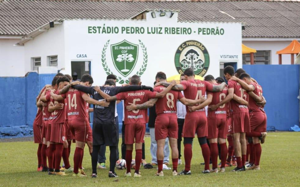 Pinheirão/Multividros vence o Cambira e mantém liderança na Liga de Maringá