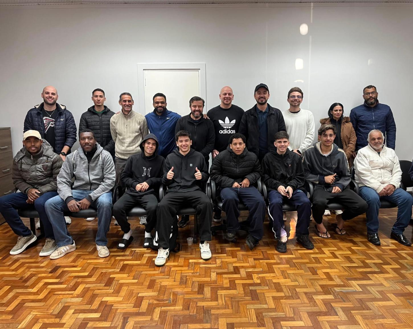 Quatro partidas abrem o Supercampeonato de Futsal de Apucarana