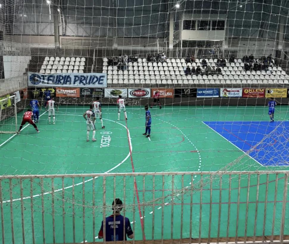 Apucarana sofre derrota em Prudentópolis na Série Prata de Futsal