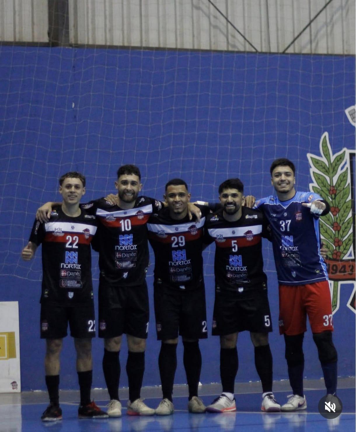 Motivado, Apucarana Futsal duela com o Palotina no Oeste do Estado