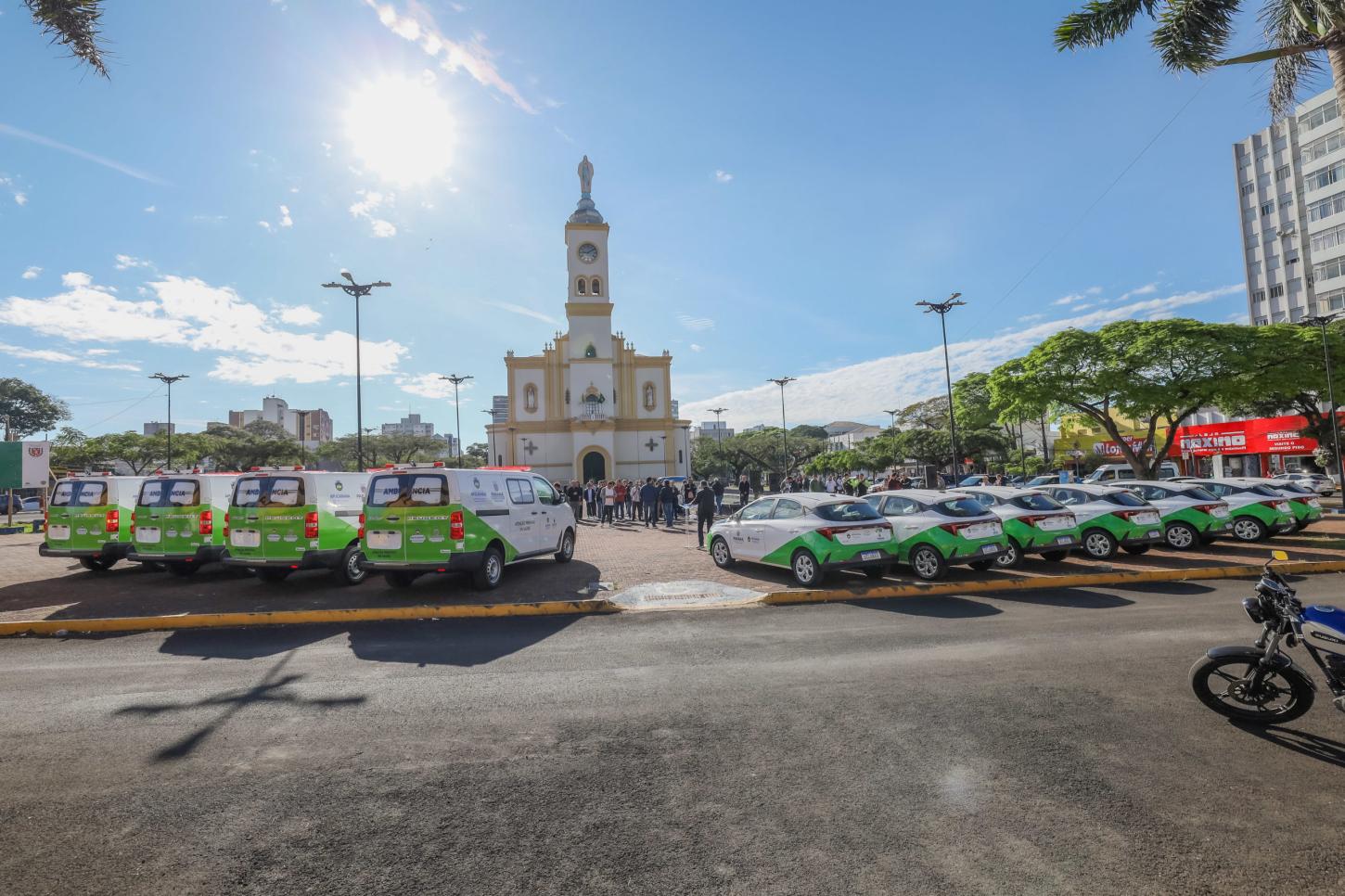 Com mais 11 novos veículos para a Saúde, Prefeitura amplia conforto e segurança no transporte de pacientes
