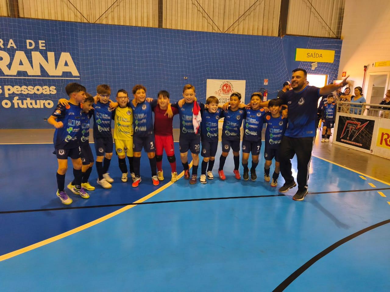 Equipes de Arapongas se destacam no futsal no “Estação Cidadania”