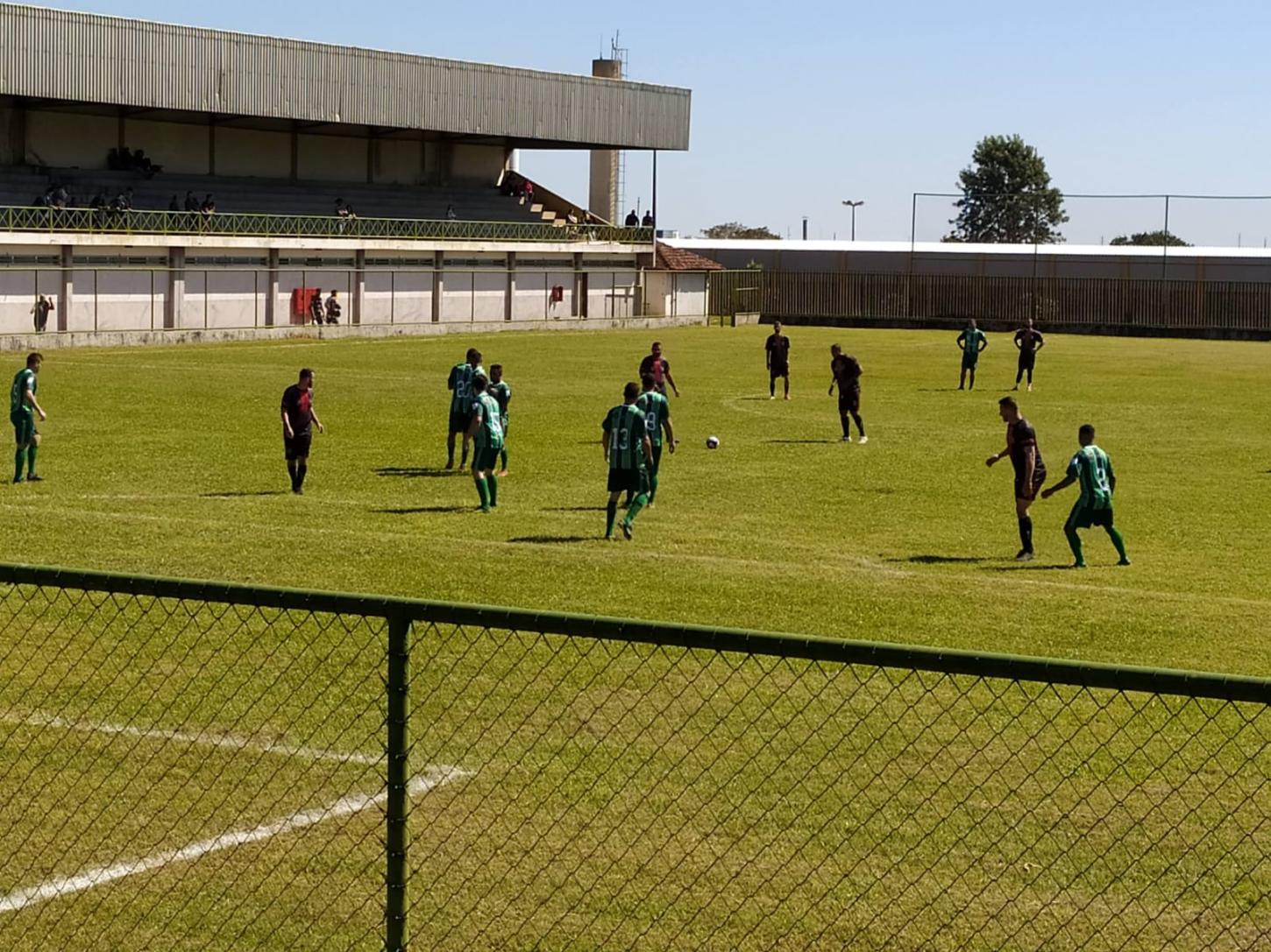Segunda Divisão do Amador de Apucarana teve início com 19 gols