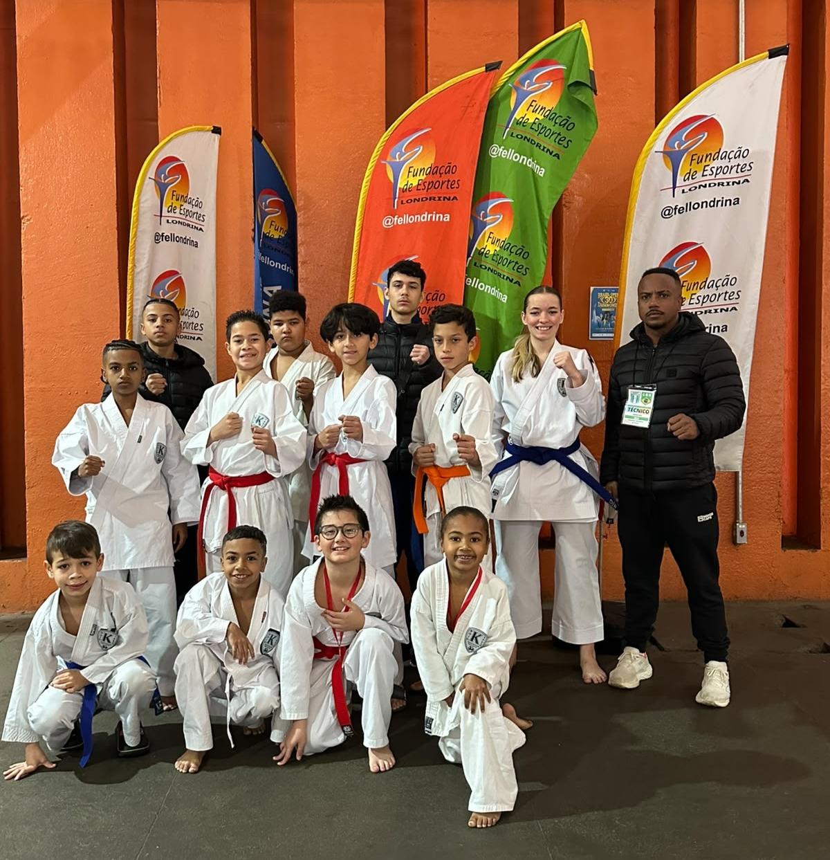 Atletas apucaranenses se destacam no Campeonato Estadual de Karatê