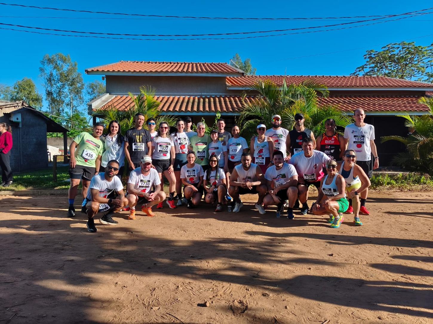 Equipe Pé Vermelho conquista 92 medalhas e 38 troféus na Corrida da Floresta em SP